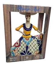 Cargar imagen en el visor de la galería, Tequila Riqueza Azul Añejo 100% Agave - 750ml