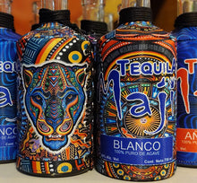 Cargar imagen en el visor de la galería, Tequila Maji Blanco 100% Agave - 750ml FORRADA
