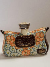Cargar imagen en el visor de la galería, Tequila TEKYLADYS Añejo 100% Agave - 375 ml Edición Bolso Cerámica