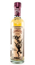 Cargar imagen en el visor de la galería, Tequila Chamucos Artesanal Añejo 100% Agave - 750ml