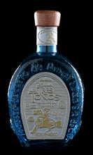 Cargar imagen en el visor de la galería, Tequila Los Tres Toños Blanco 100% Agave - 750ml
