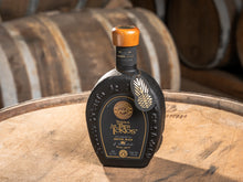 Cargar imagen en el visor de la galería, Tequila Los Tres Toños BLACK EDITION Extra añejo 100% Agave - 750ml
