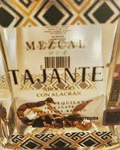 Cargar imagen en el visor de la galería, Mezcal TAJANTE BLANCO CON ALACRÁN 100% Agave Agave Azul - 750ml
